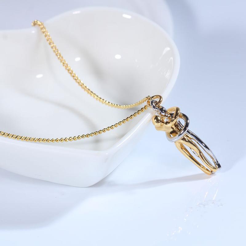 Halskette mit Umarmung im Love-Stil