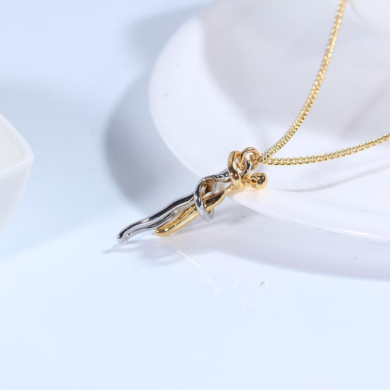 Halskette mit Umarmung im Love-Stil